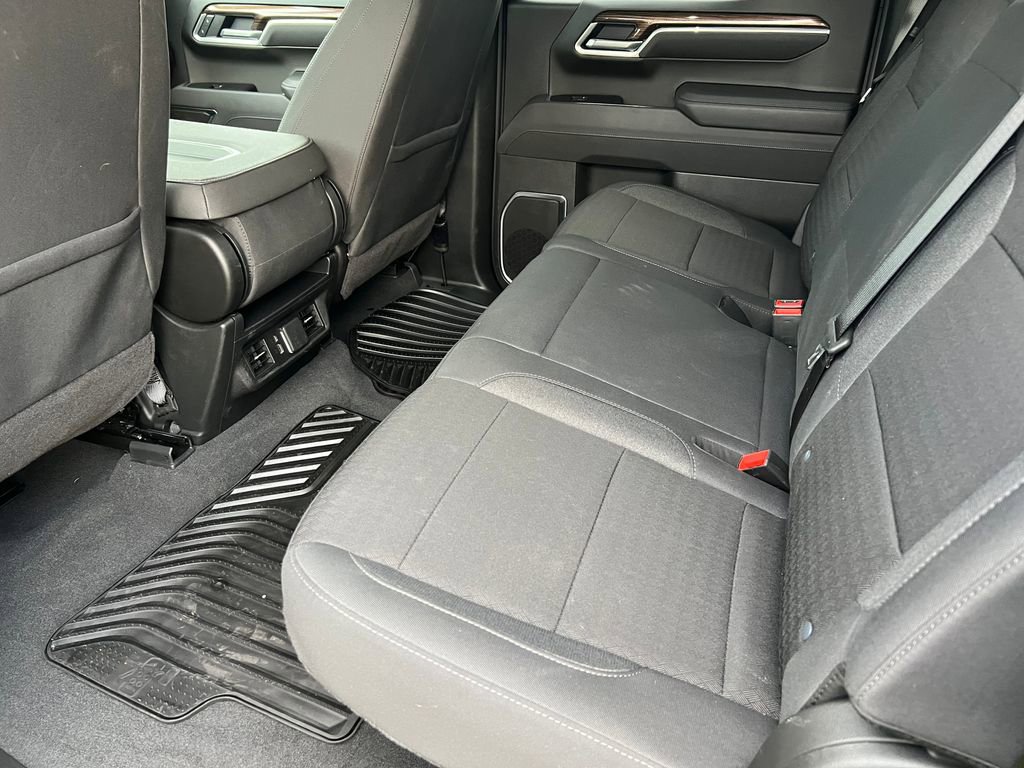 Used 2026 Chevrolet Silverado 1500 RST AWD/4WD image 11