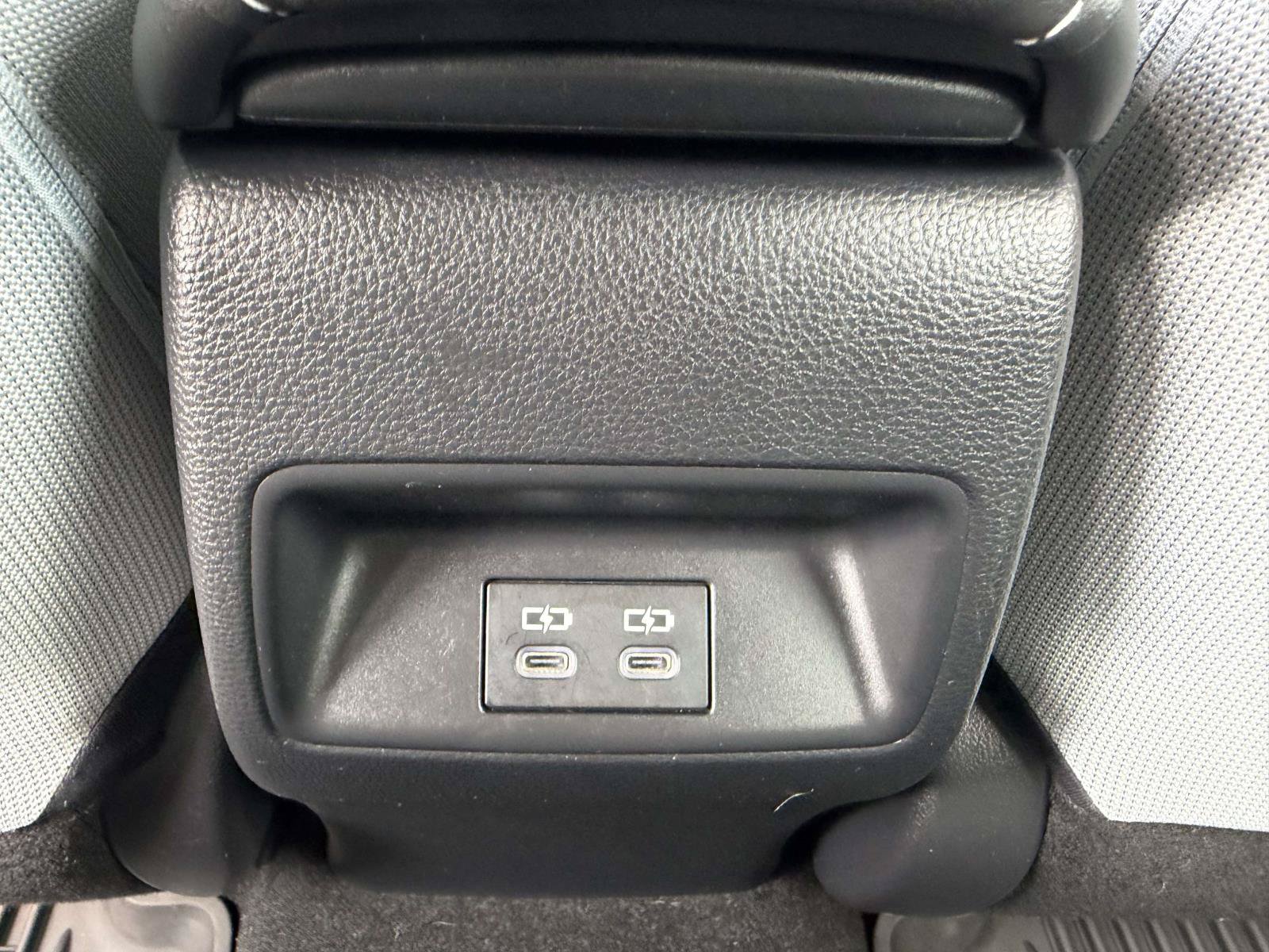Used 2023 Toyota Corolla SE FWD image 14