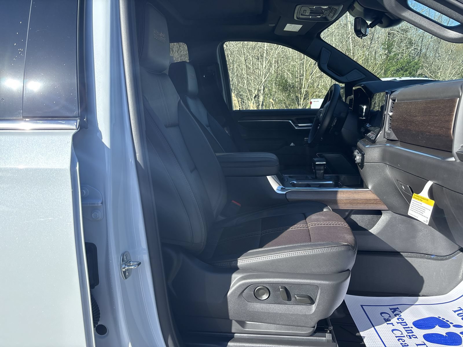New 2026 Chevrolet Silverado 1500 High Country AWD/4WD image 24