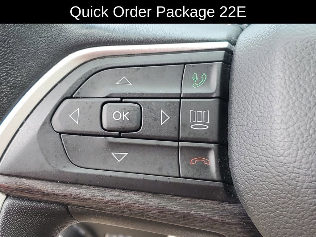 Used 2022 Jeep Grand Cherokee L Limited AWD/4WD image 9