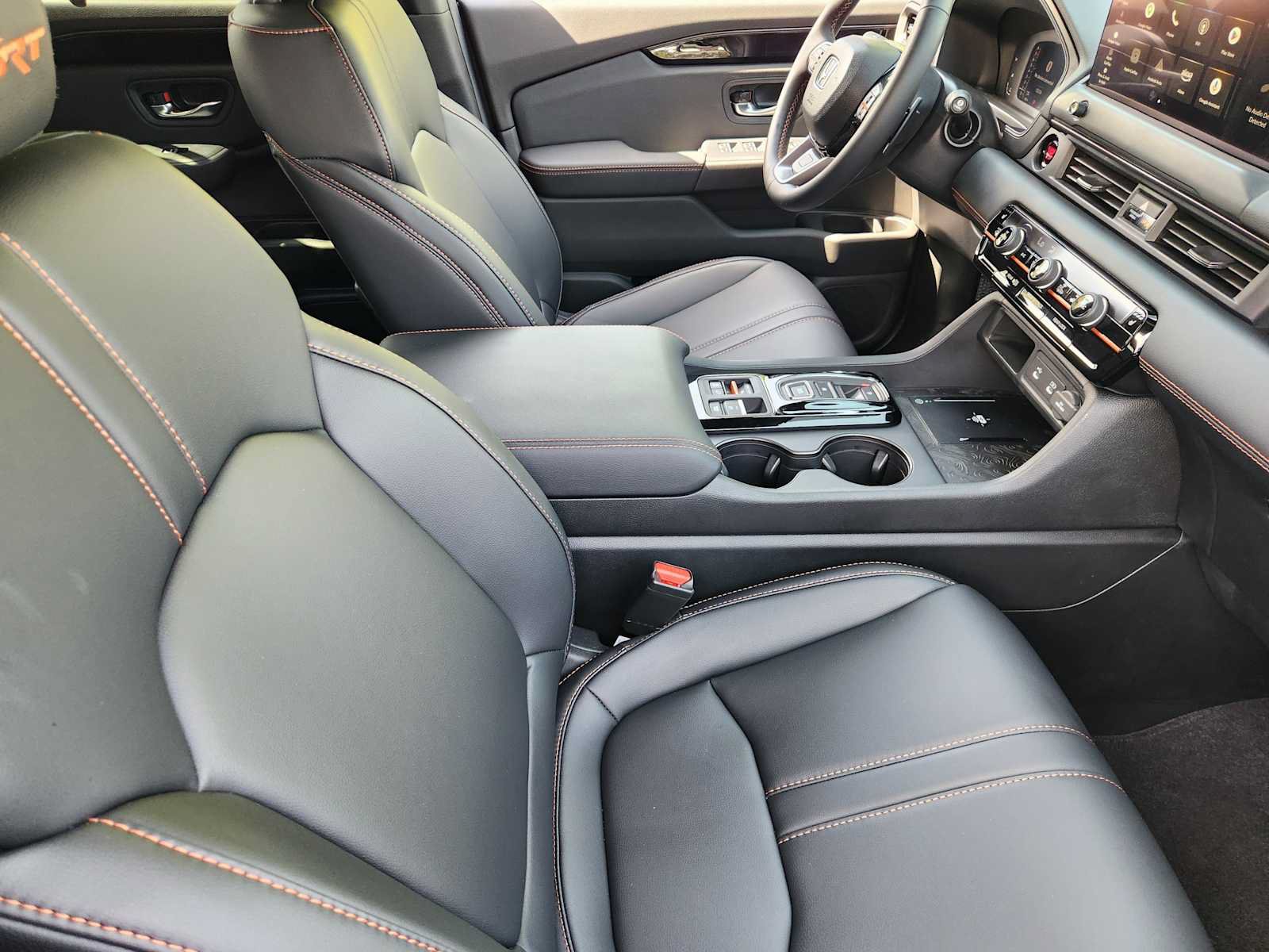 Certified 2026 Honda Pilot TrailSport image 13
