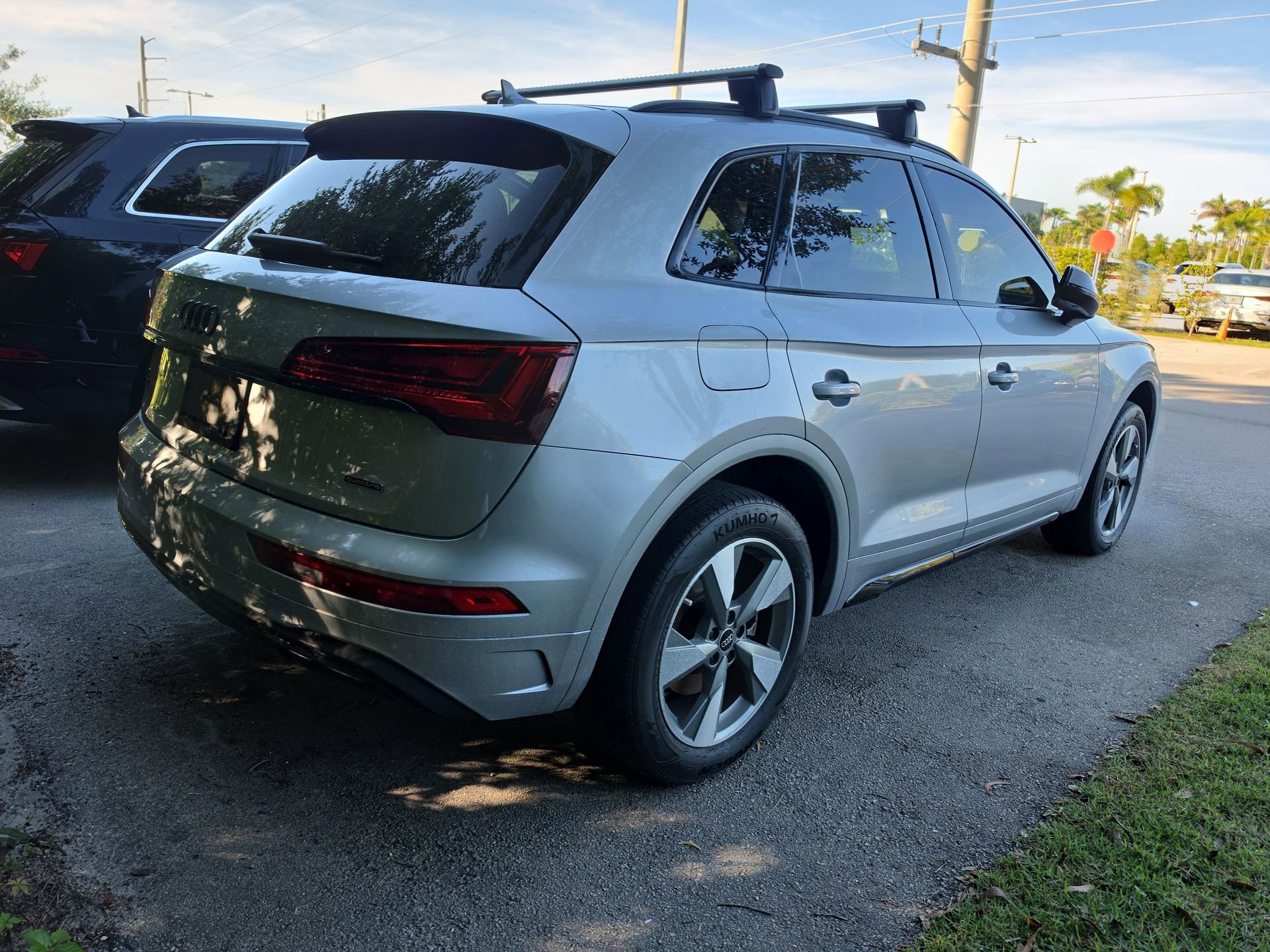 Certified 2024 Audi Q5 Premium AWD/4WD image 5