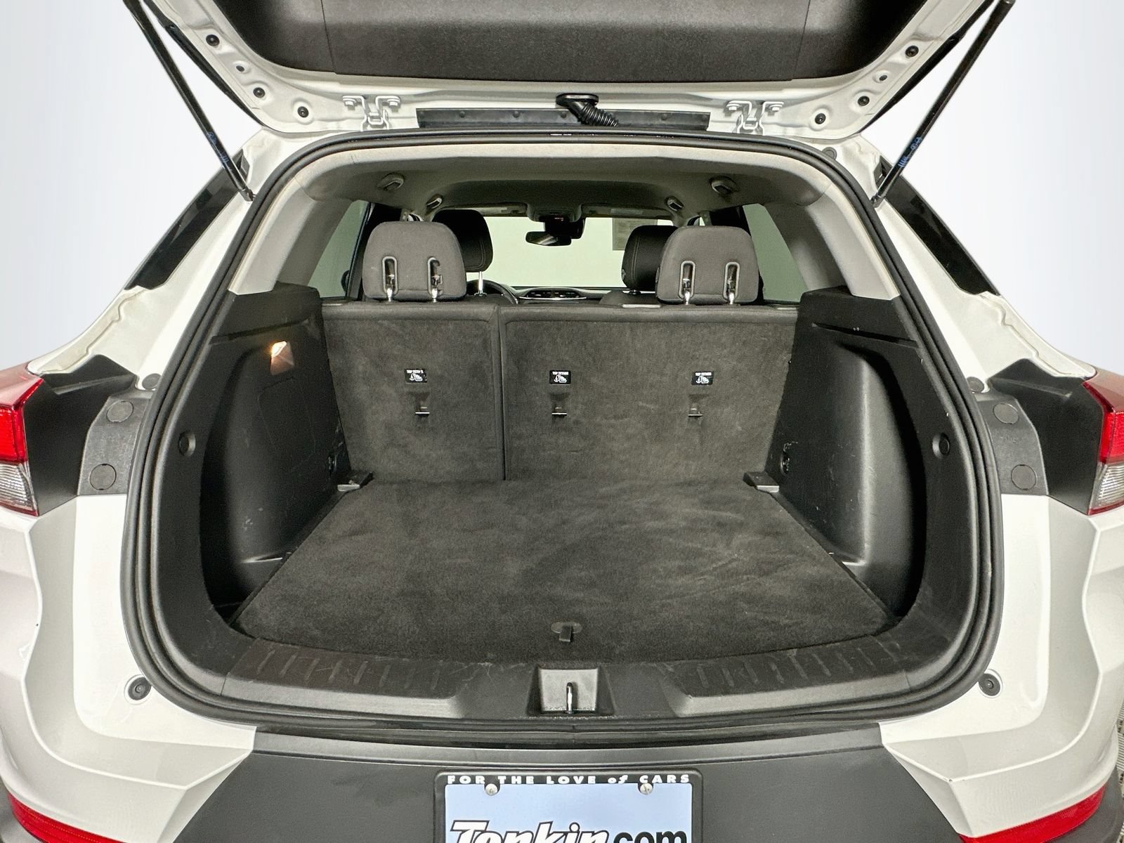 Used 2023 Chevrolet TrailBlazer LT AWD/4WD image 26