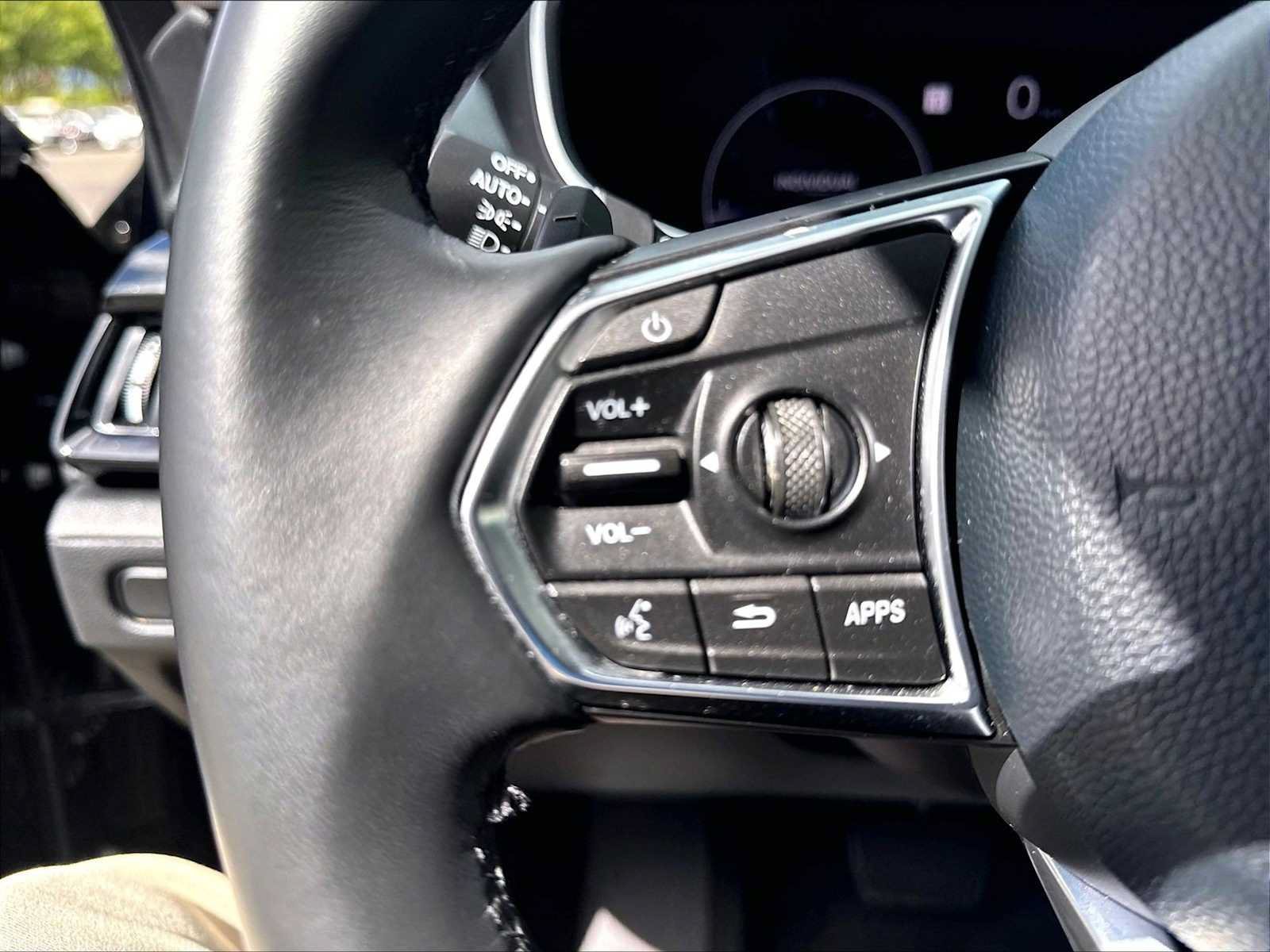Used 2023 Acura MDX SH-AWD image 20