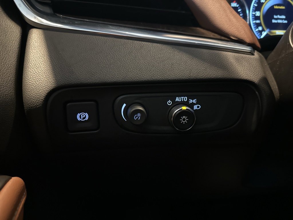 Used 2019 Buick Enclave Avenir w/ Avenir Technology Package image 22