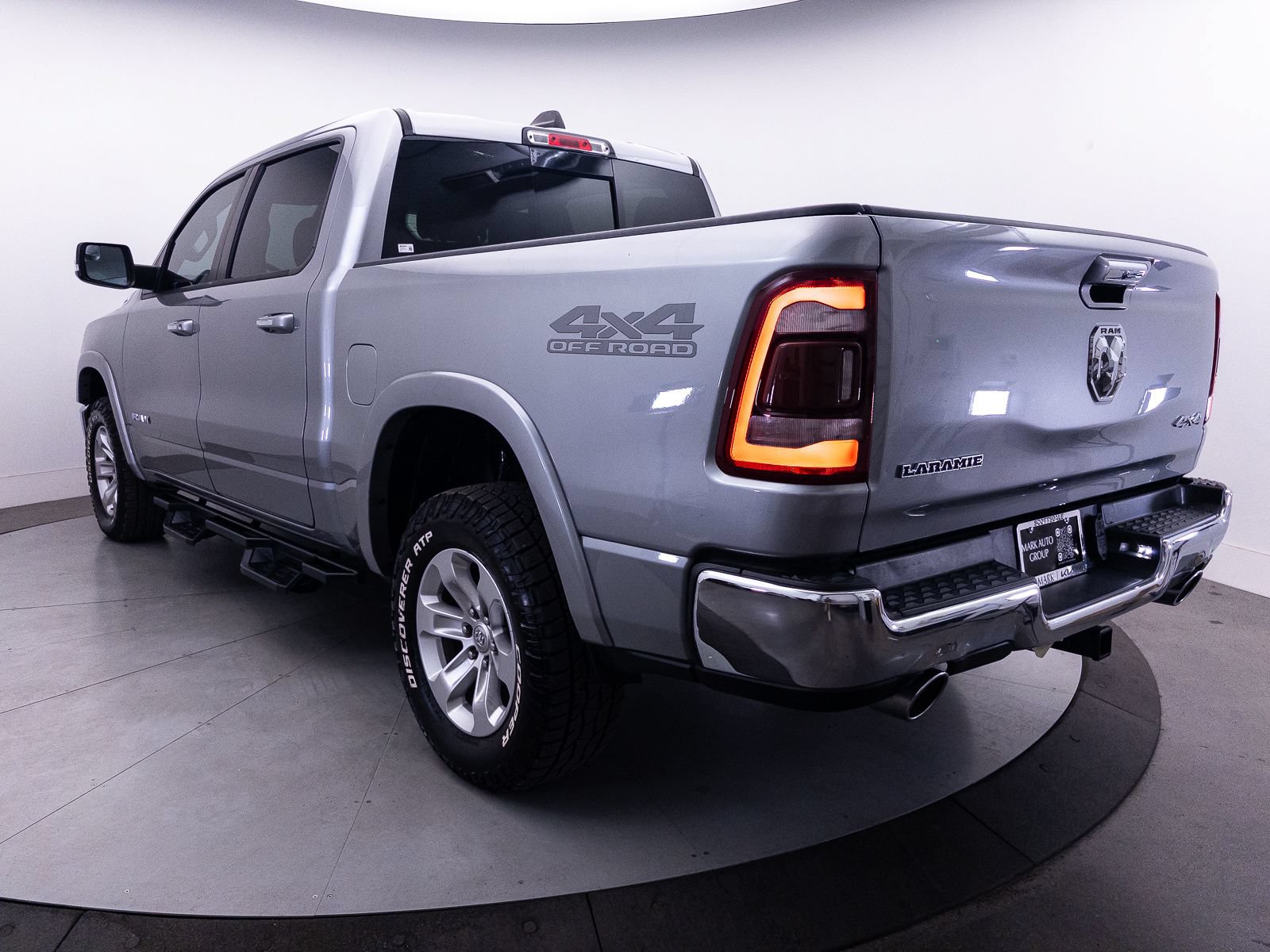 Used 2021 RAM 1500 Laramie w/ Off Road Group AWD/4WD image 20