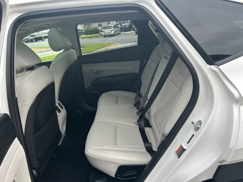 Used 2026 Hyundai Tucson Limited FWD image 26