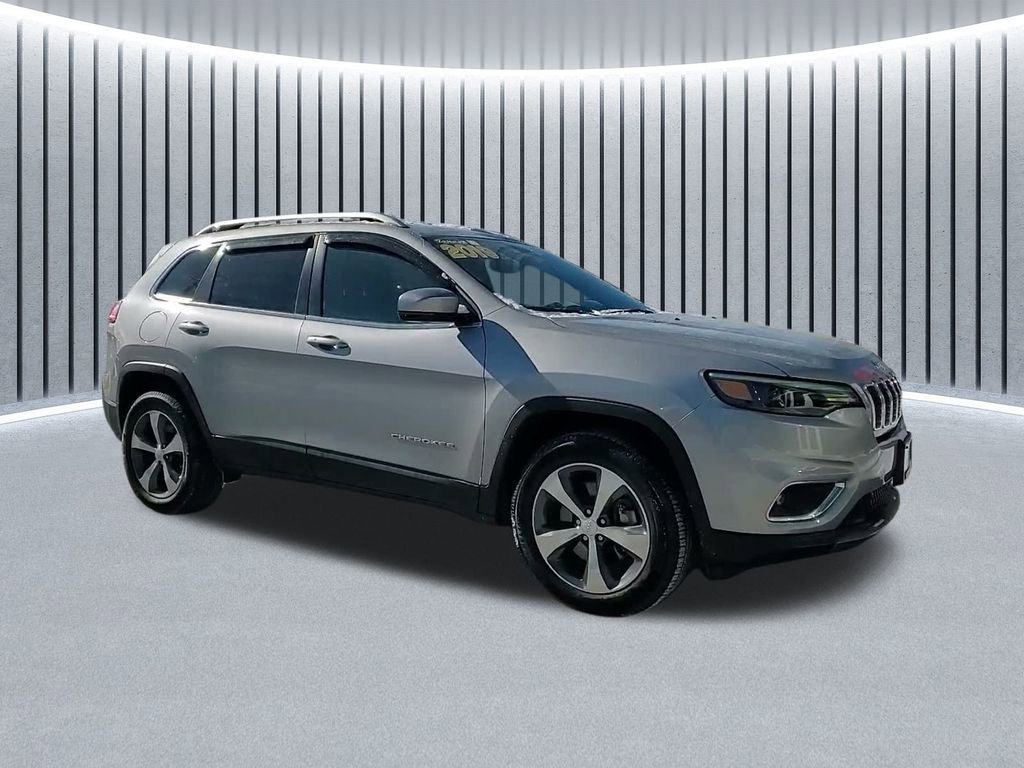 Used 2019 Jeep Cherokee Limited image 2