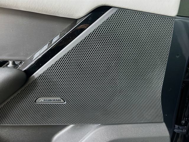 Used 2026 Land Rover Range Rover Velar S image 21