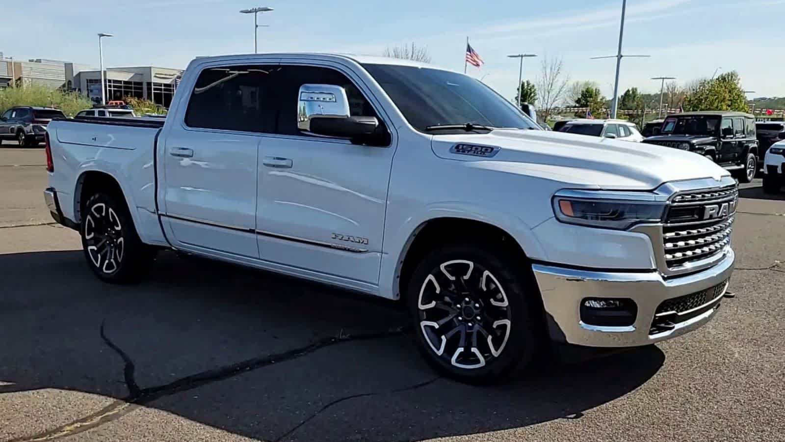Used 2025 RAM 1500 Limited AWD/4WD image 2