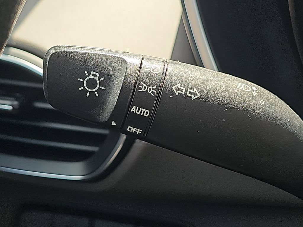Used 2019 Hyundai Santa Fe SE FWD image 30