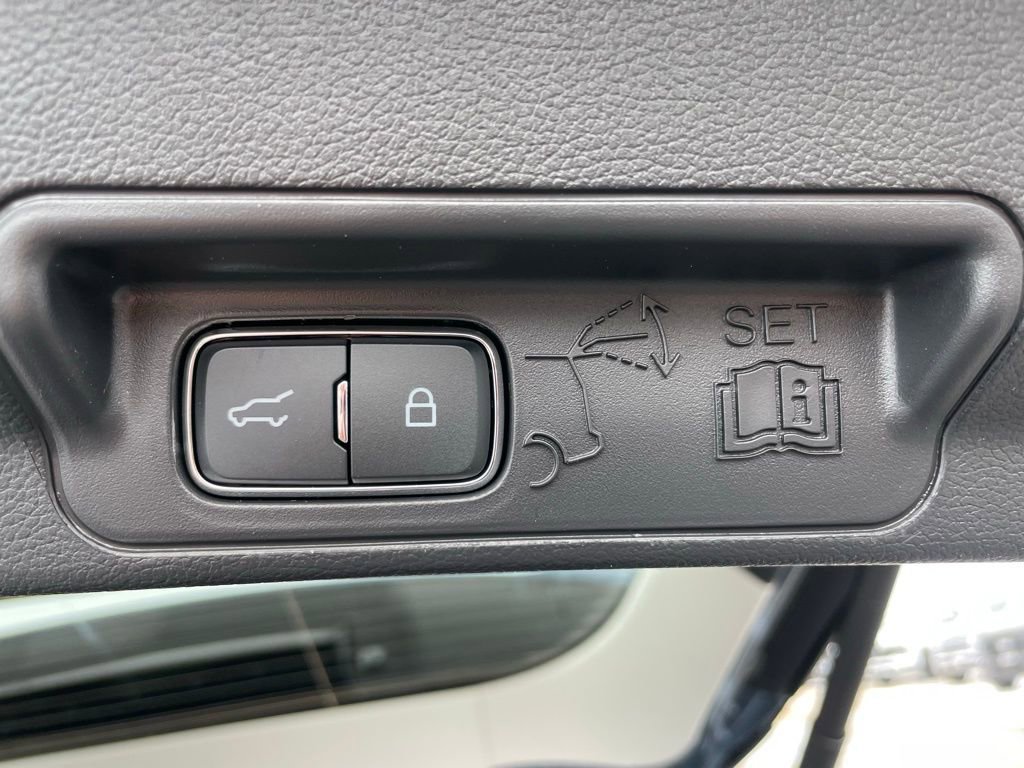 New 2026 Ford Explorer Active w/ Active Comfort Package image 38