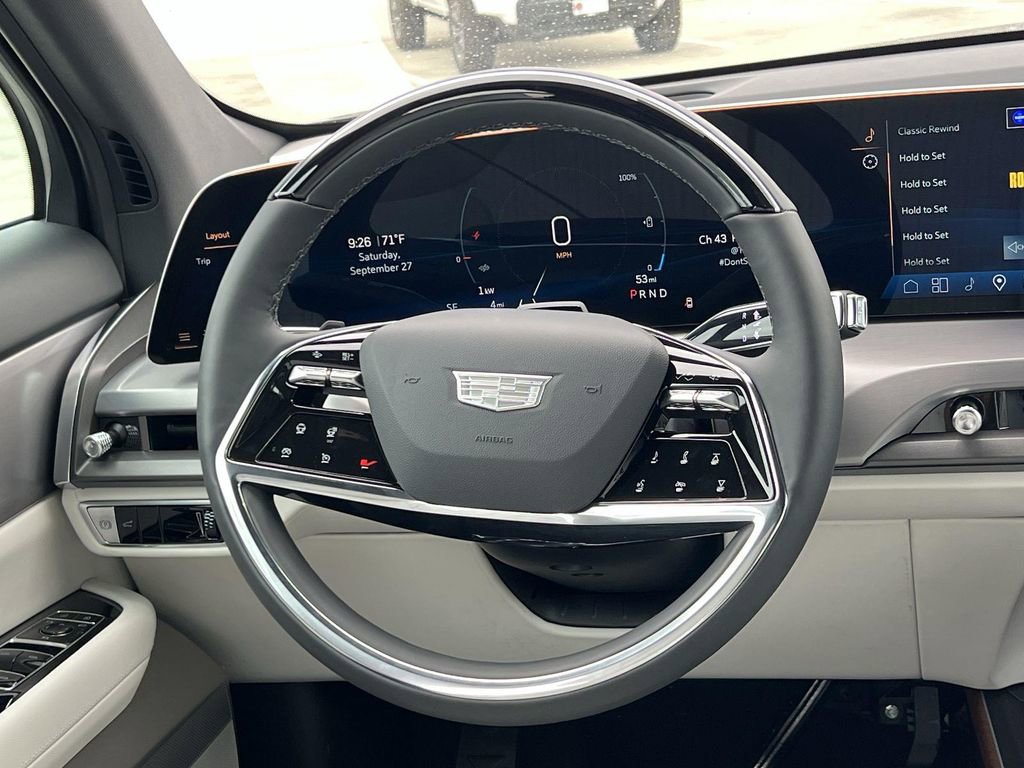 New 2026 Cadillac Vistiq Luxury image 12