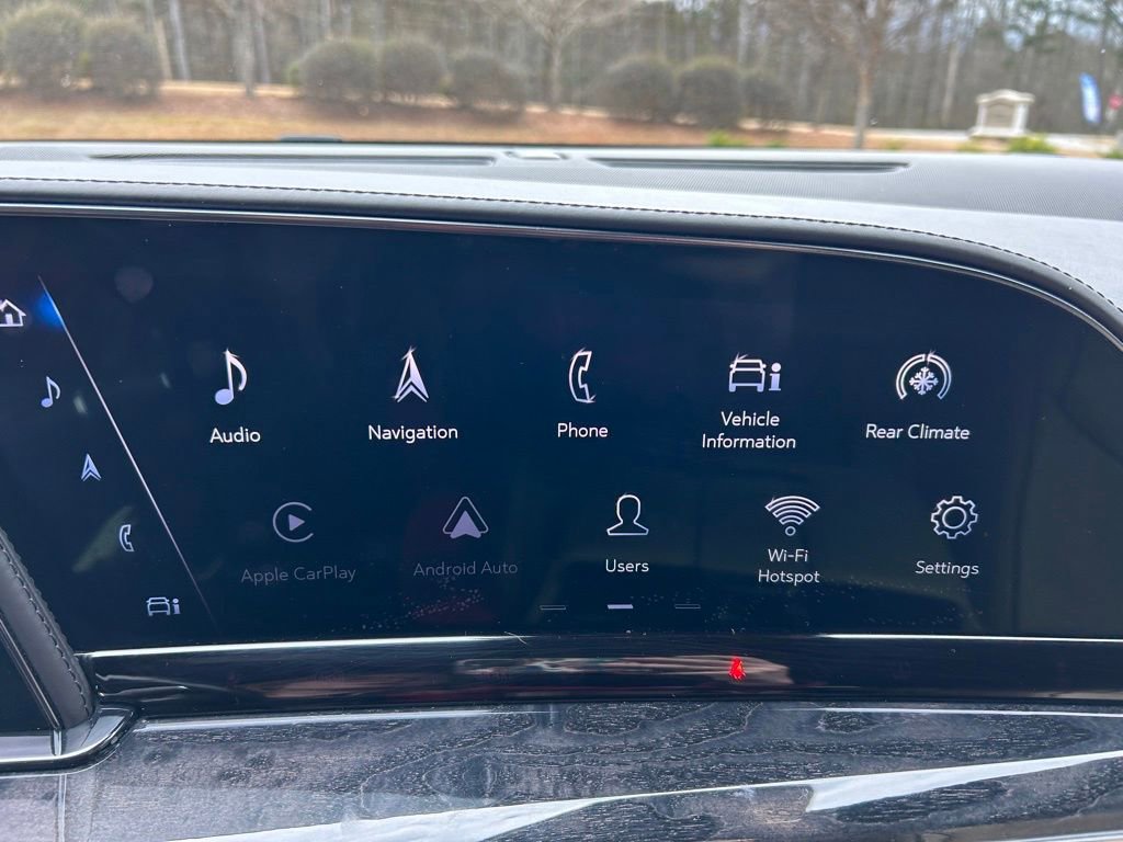 Used 2021 Cadillac Escalade ESV Premium Luxury w/ Driver Assist Tech Package image 31