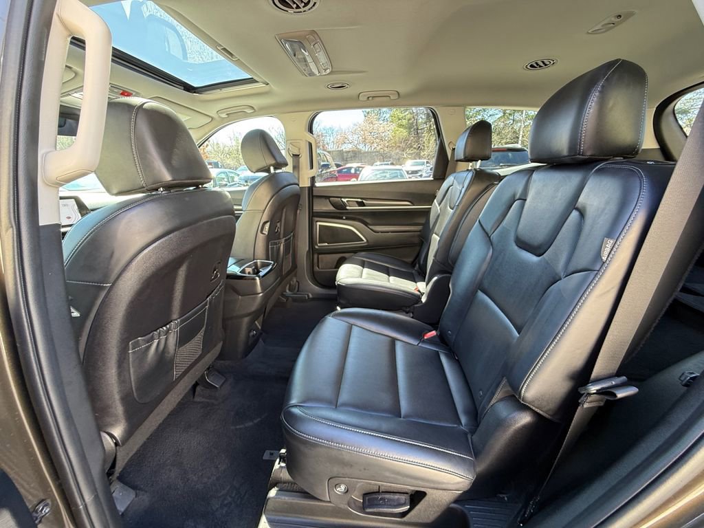 Used 2024 Kia Telluride S w/ S Sunroof Package image 25
