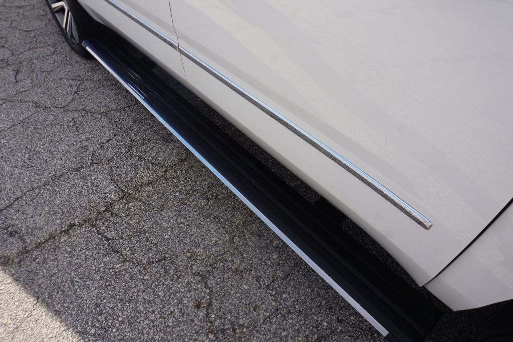 Used 2019 GMC Yukon XL Denali w/ Denali Ultimate Package RWD image 12