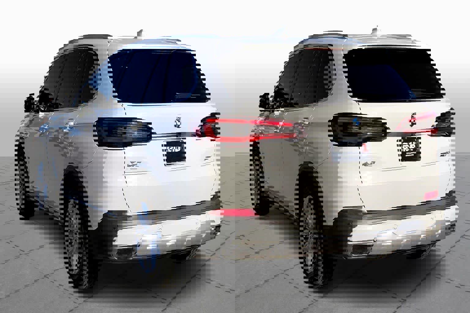 Used 2020 BMW X5 sDrive40i w/ Premium Package image 11