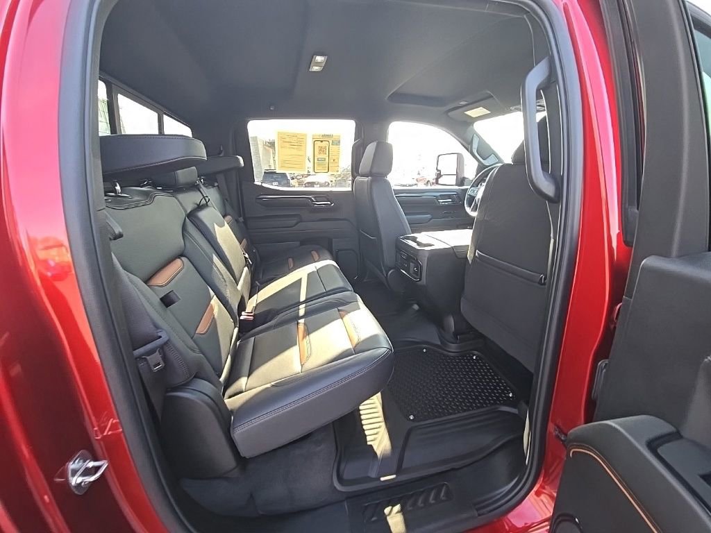 Used 2023 GMC Sierra 1500 AT4 w/ AT4 Premium Package AWD/4WD image 29