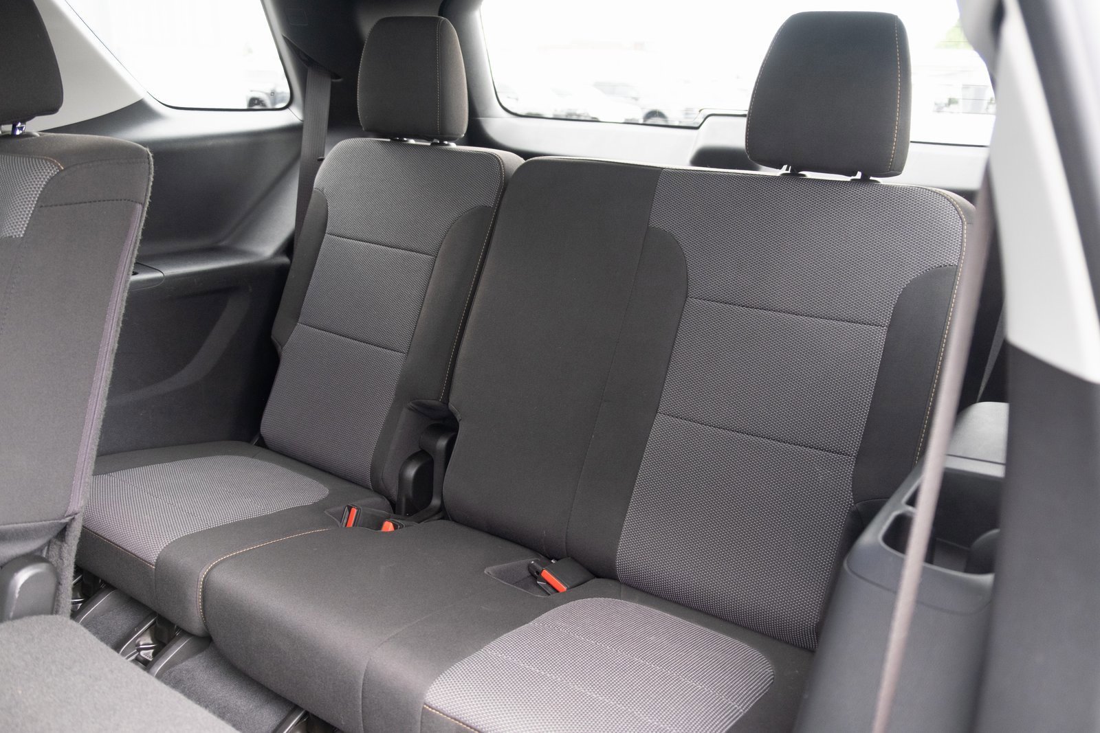 Used 2021 Chevrolet Traverse LS image 18