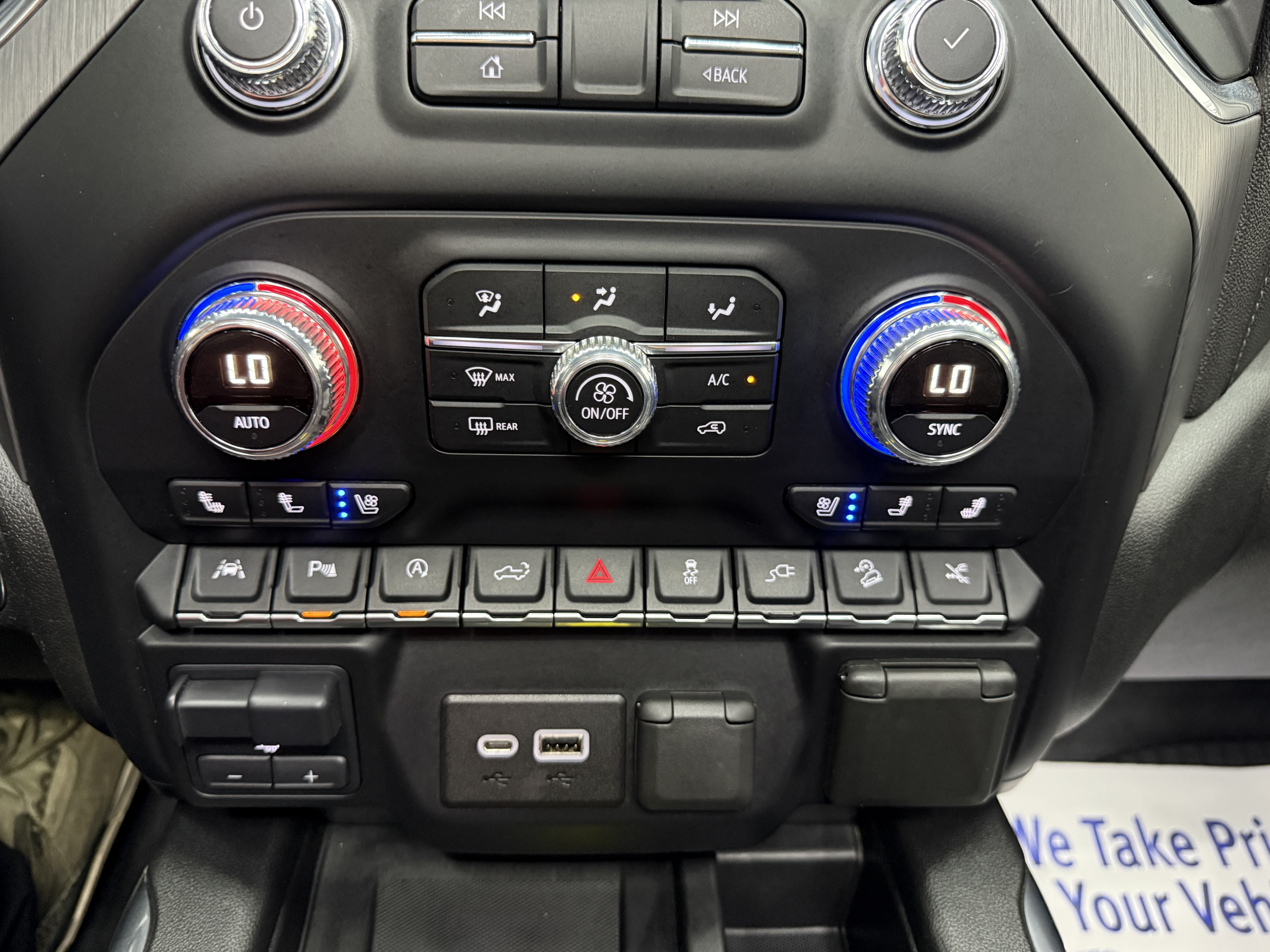 Used 2019 GMC Sierra 1500 Denali w/ Denali Ultimate Package AWD/4WD image 22