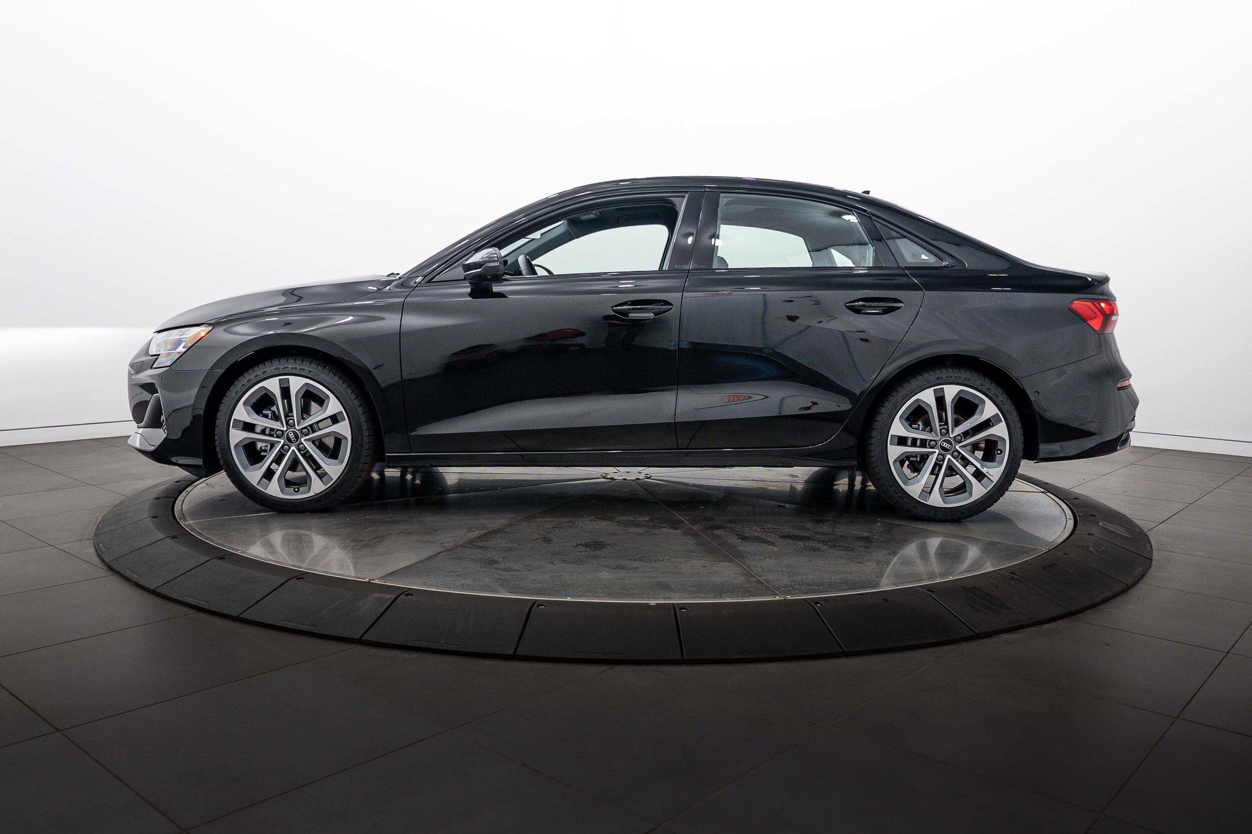 Used 2026 Audi A3 2.0T Premium Plus w/ Premium Plus Package AWD/4WD image 6