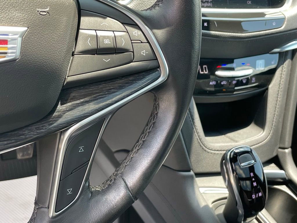 Certified 2023 Cadillac XT5 Premium Luxury w/ LPO, Floor Liner Package AWD/4WD image 31