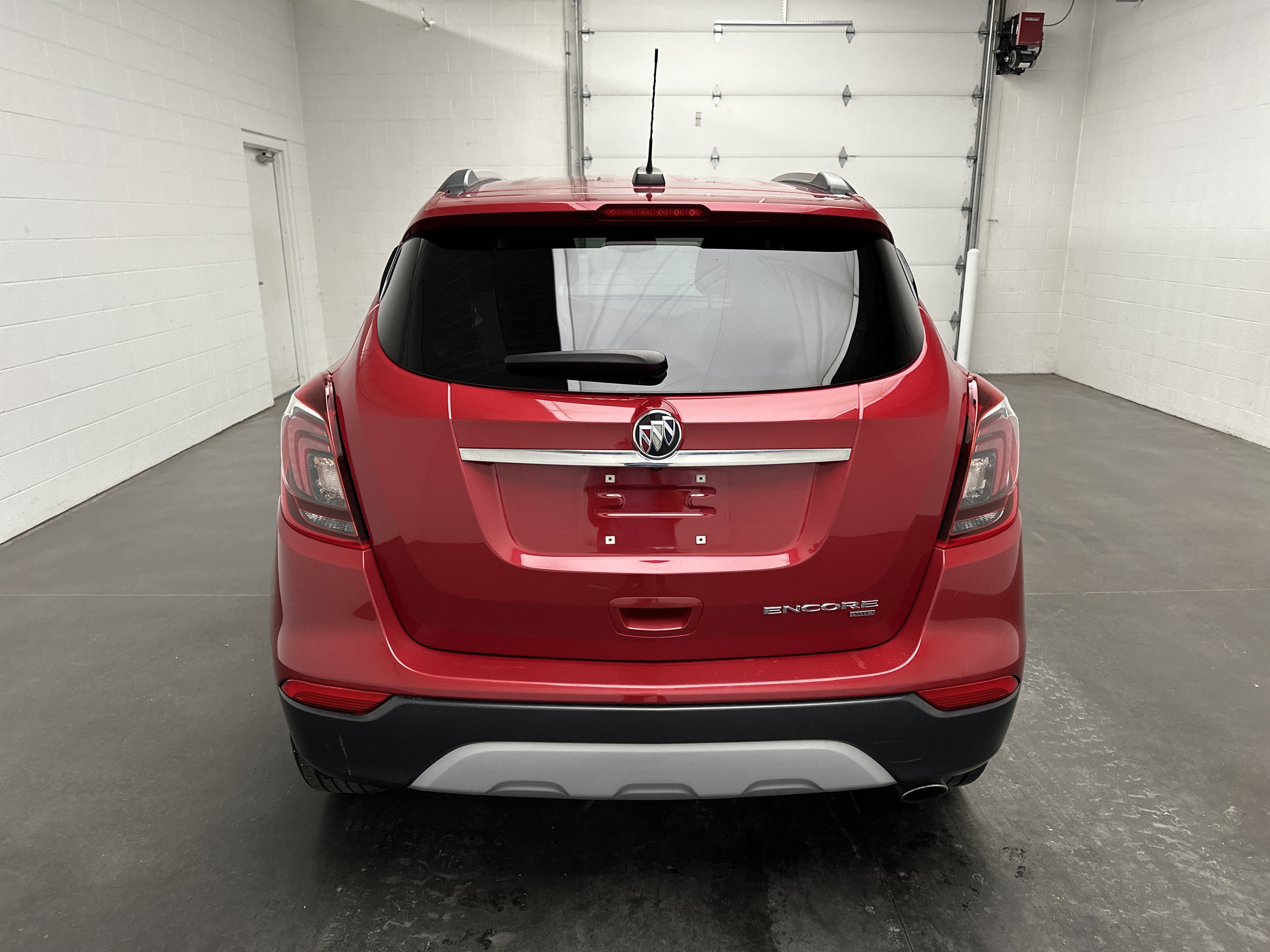 Used 2019 Buick Encore Preferred AWD/4WD image 7