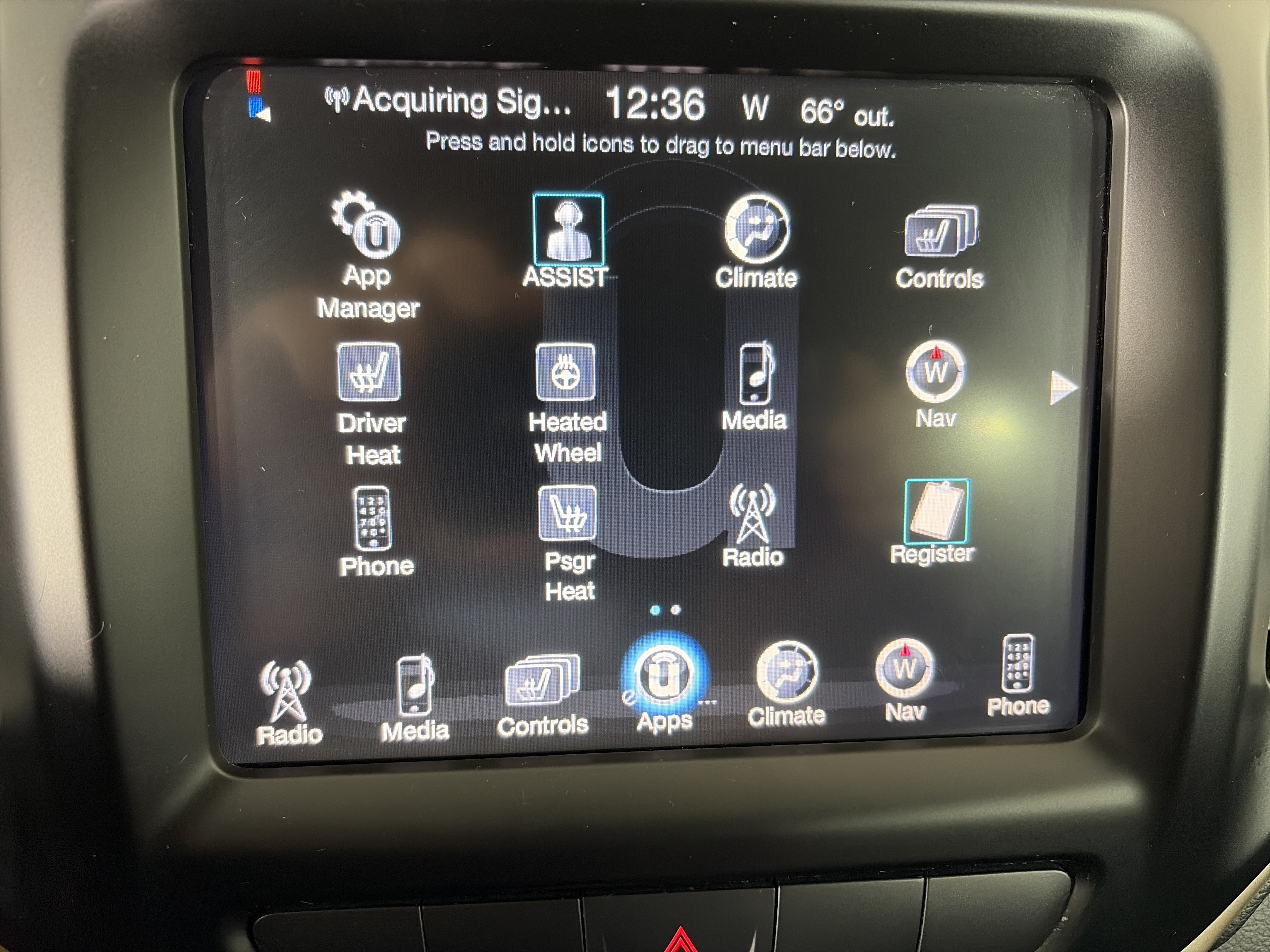 Used 2015 Jeep Cherokee Latitude w/ Cold Weather Group AWD/4WD image 19
