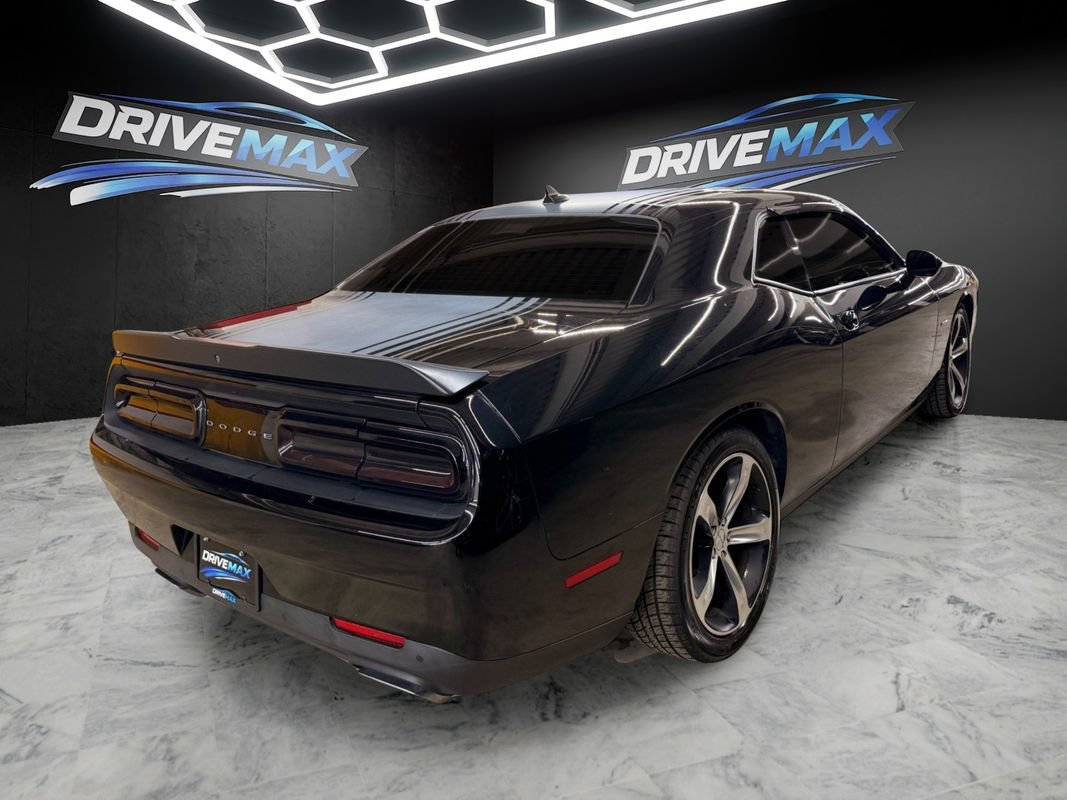 Used 2016 Dodge Challenger R/T Plus RWD image 5