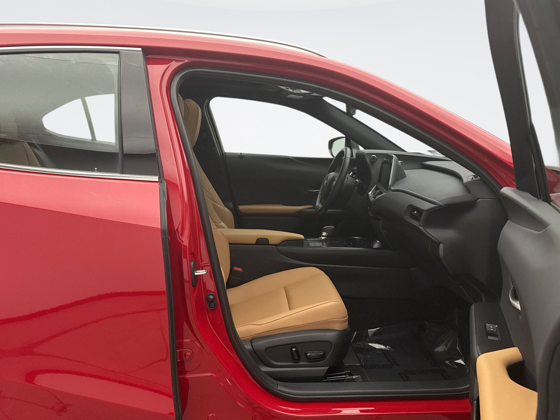 Used 2025 Lexus UX 300h AWD w/ Cold Area Package image 17