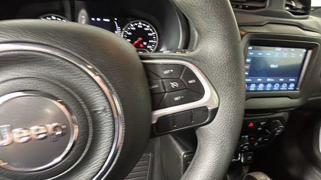 Used 2021 Jeep Renegade Sport AWD/4WD image 17