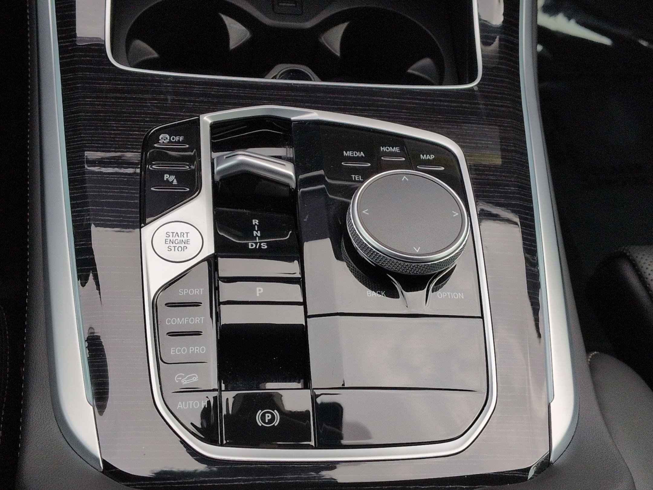 Used 2026 BMW X5 xDrive40i w/ M Sport Package AWD/4WD image 26