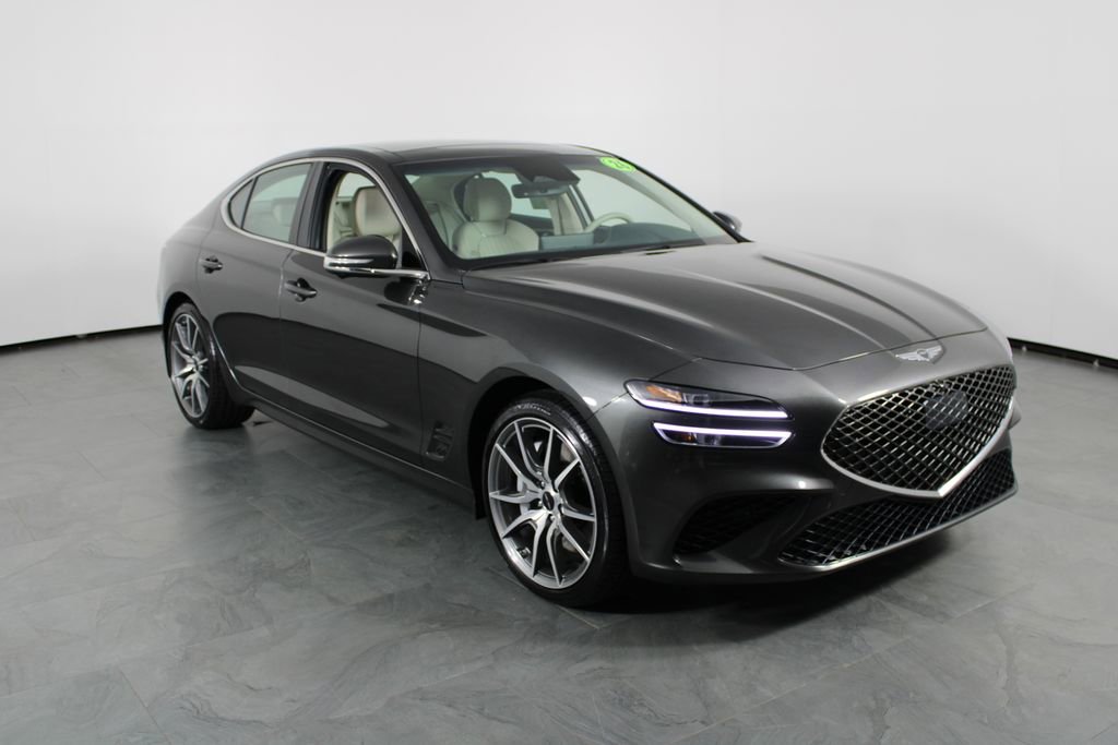 Used 2026 Genesis G70 2.5T Prestige image 4