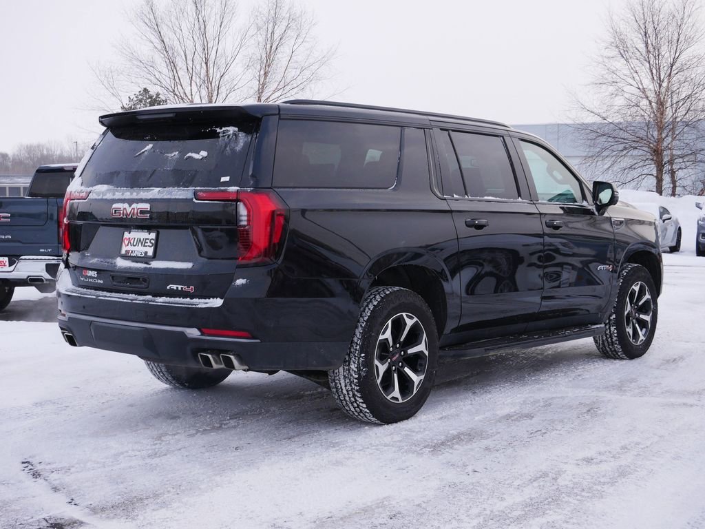 Used 2025 GMC Yukon XL AT4 image 7