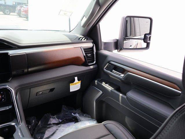 New 2025 GMC Sierra 2500 Denali w/ Technology Package image 13