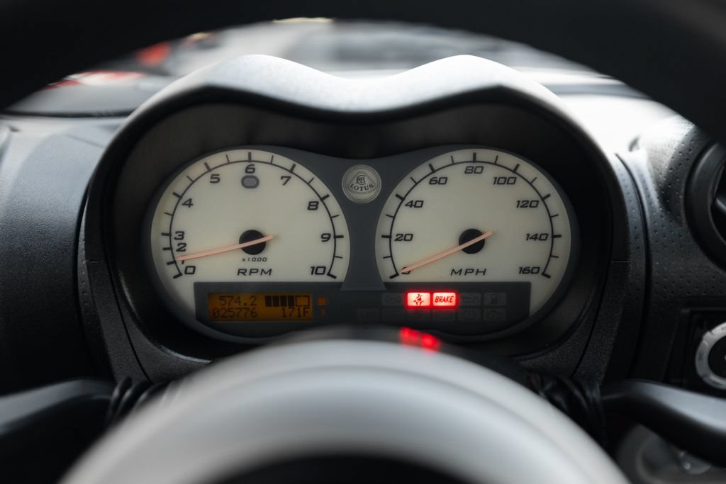 Used 2005 Lotus Elise RWD image 27