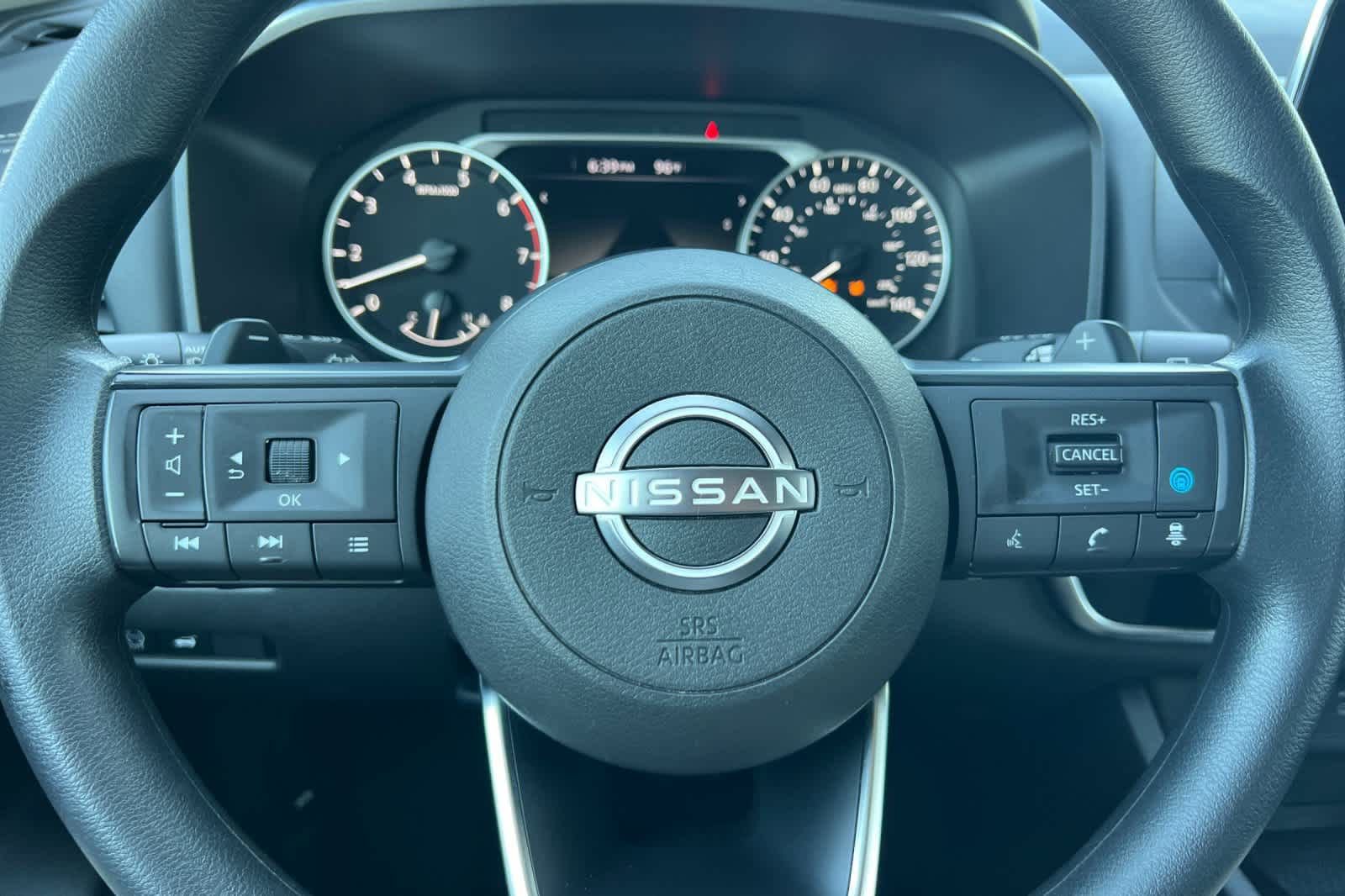 Used 2024 Nissan Rogue SV image 24