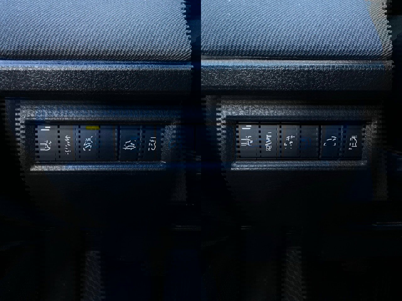 Used 2025 Toyota Camry LE image 21