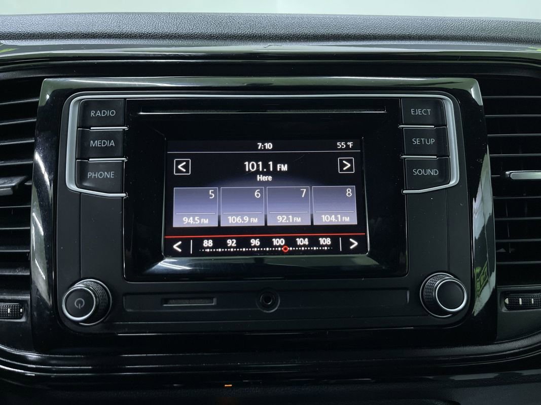 Used 2017 Volkswagen Beetle 1.8T Classic image 20