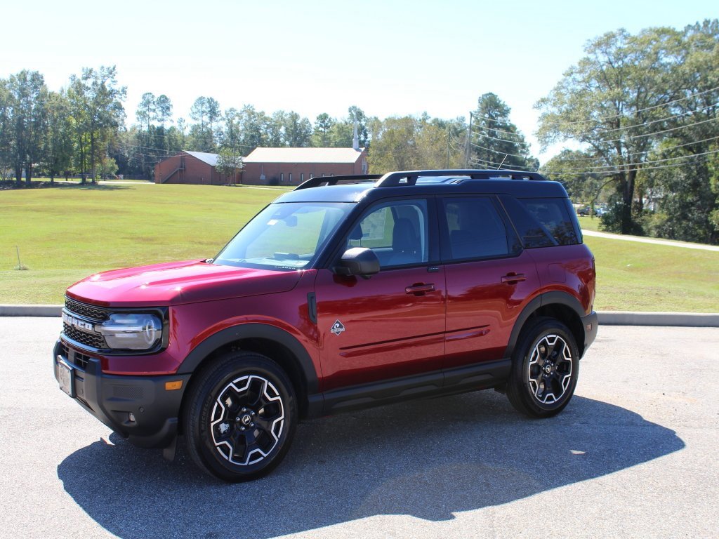 New 2025 Ford Bronco Sport Outer Banks w/ Outer Banks Tech Package+ image 2