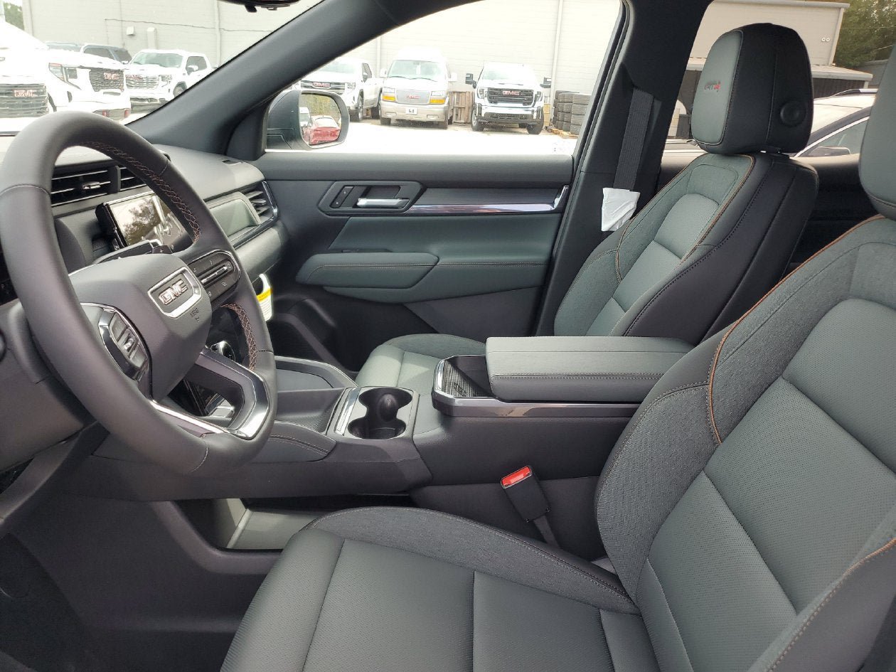 New 2027 GMC Terrain AT4 w/ Technology Package II AWD/4WD image 19