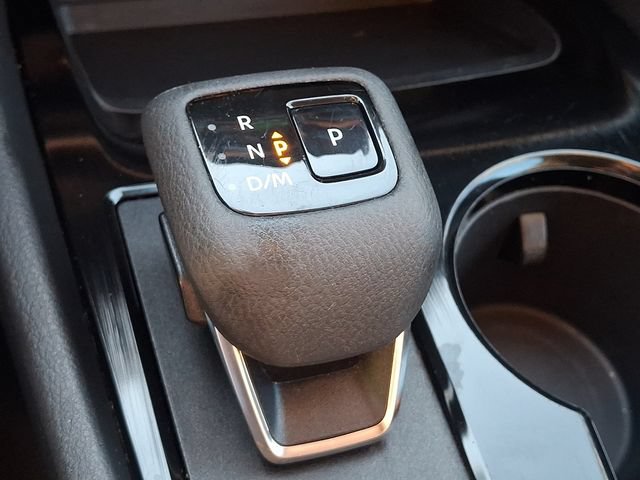 Used 2024 Nissan Rogue S AWD/4WD image 14
