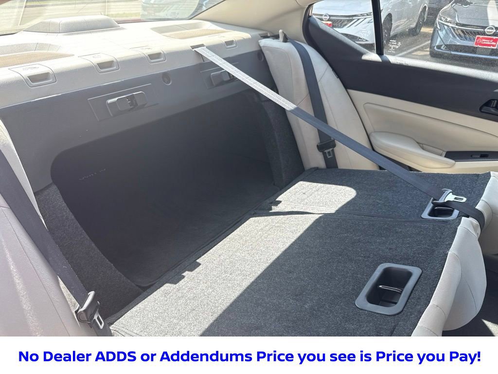 Certified 2025 Nissan Altima 2.5 SV FWD image 30