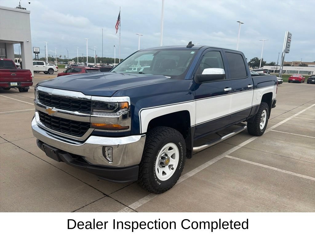 Used 2017 Chevrolet Silverado 1500 LT w/ All Star Edition AWD/4WD image 3