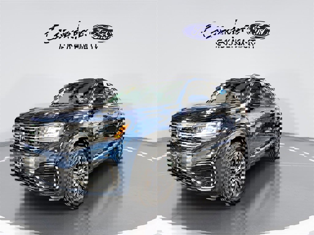 Used 2022 Volkswagen Atlas Cross Sport SEL R-Line image 4