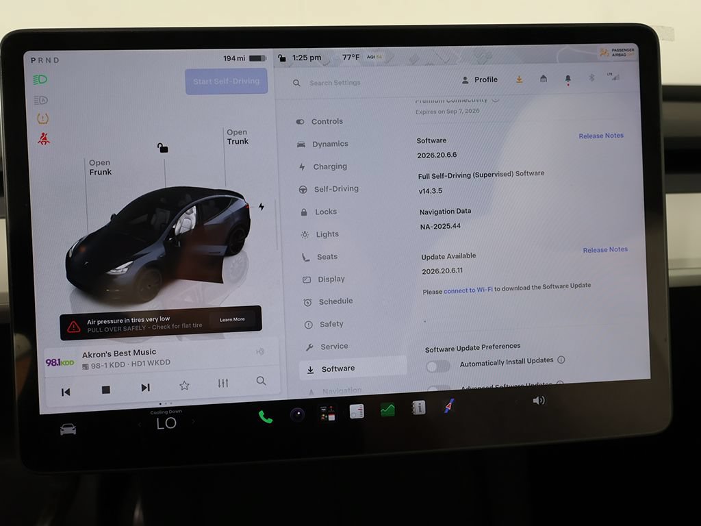Used 2024 Tesla Model Y Performance AWD/4WD image 43