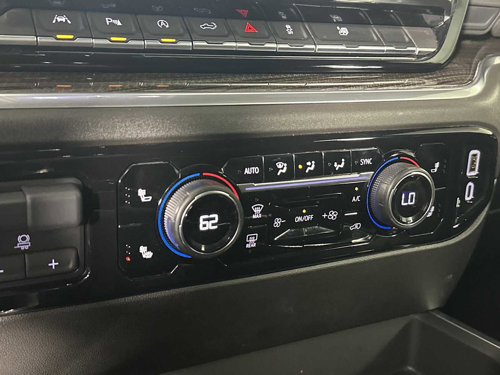 Used 2025 Chevrolet Silverado 1500 RST w/ Convenience Package II image 34