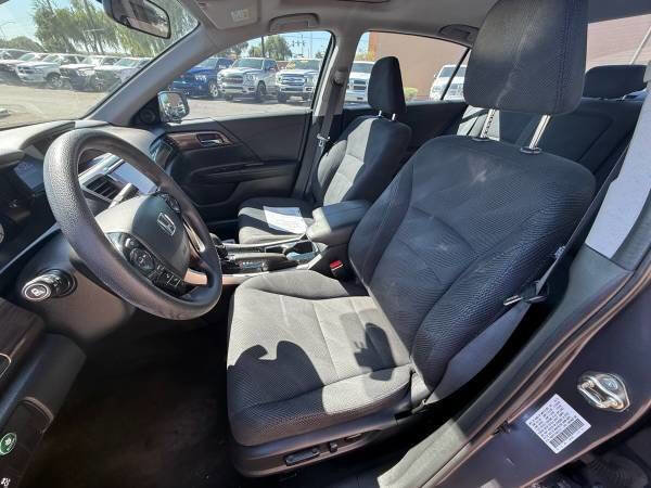 Used 2016 Honda Accord EX image 16