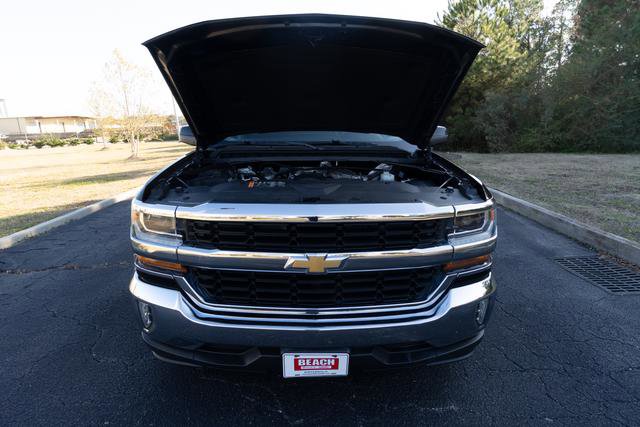 Used 2018 Chevrolet Silverado 1500 LT w/ All Star Edition image 9