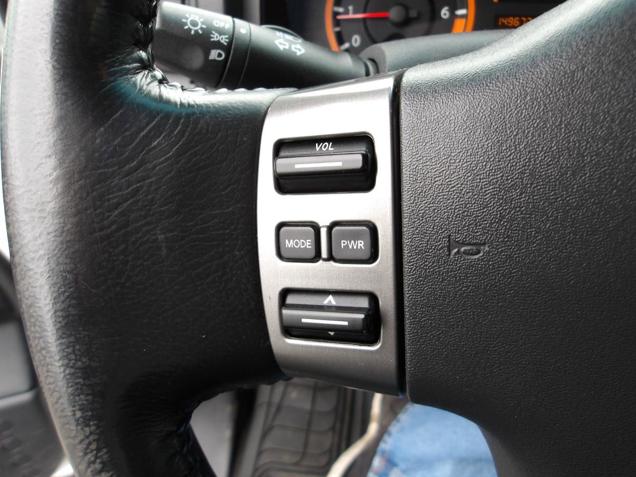 Used 2011 Nissan Titan S AWD/4WD image 15